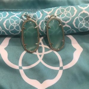 Kendra Scott  Elle gold drop earrings